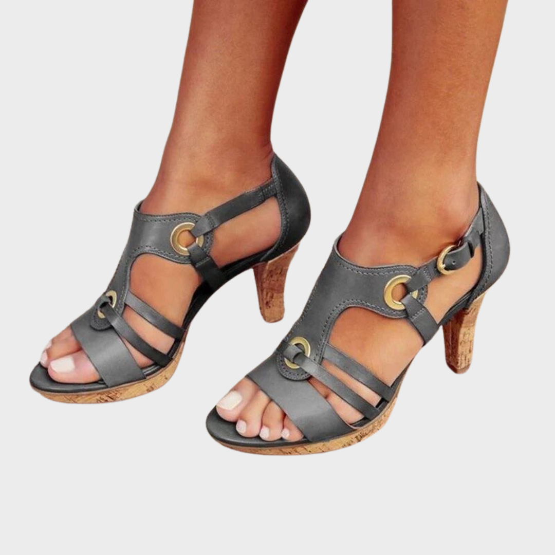 Lisa - Orthopaedic Shoes